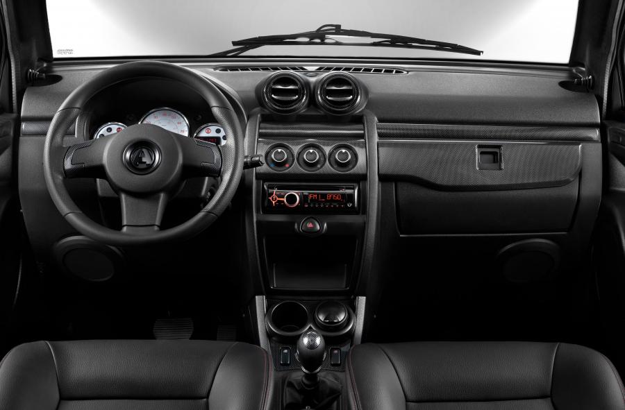 Торпедо Aixam Coupe GTI 2013 года  (фото 10 из 10)